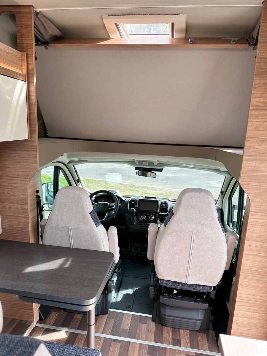 Fahrzeugabbildung Weinsberg CaraHome 550 MG AHK Lithium Abstandstempomat