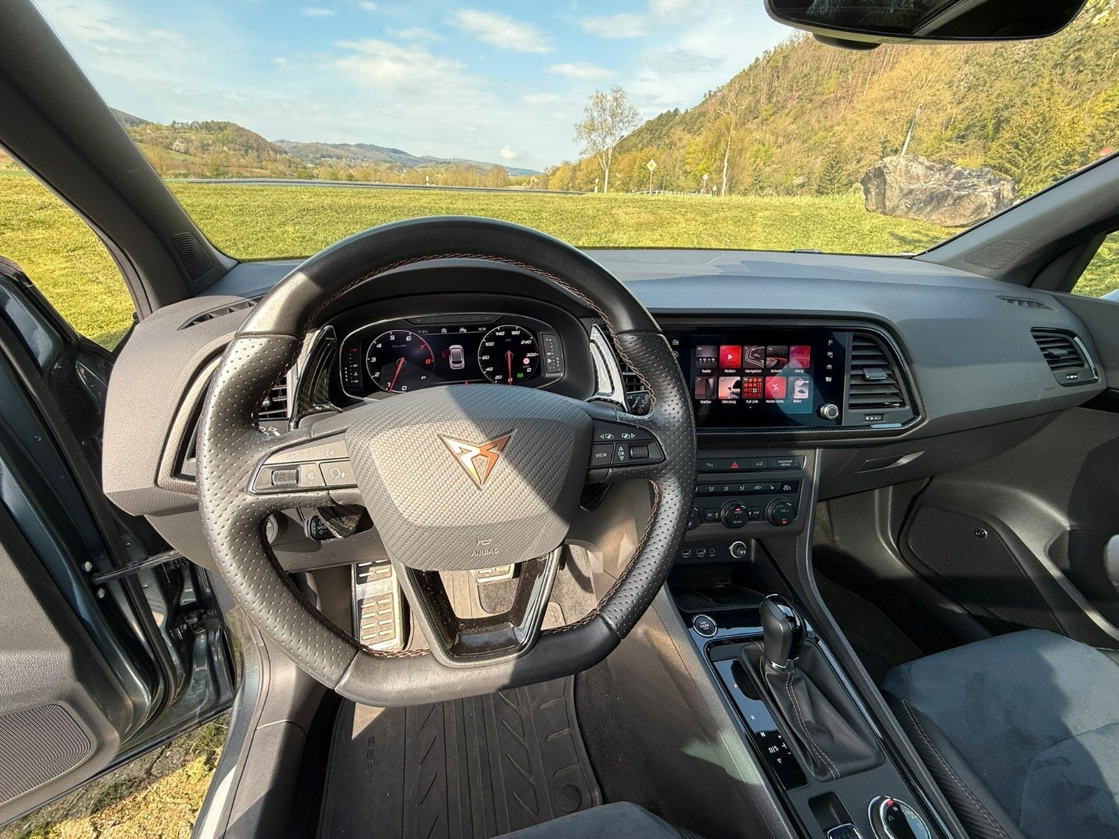 Fahrzeugabbildung CUPRA Ateca Limited Edition 4Drive 360° KAMERA+AHK++