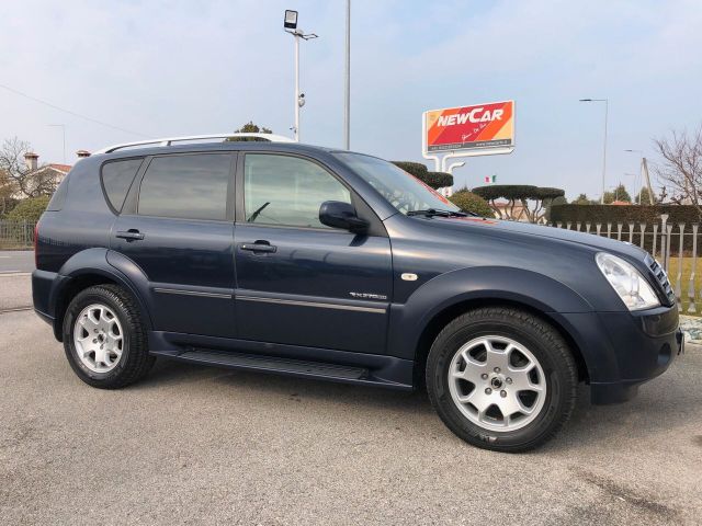 Ssangyong REXTON II 2.7 XVT A/T Executive Top