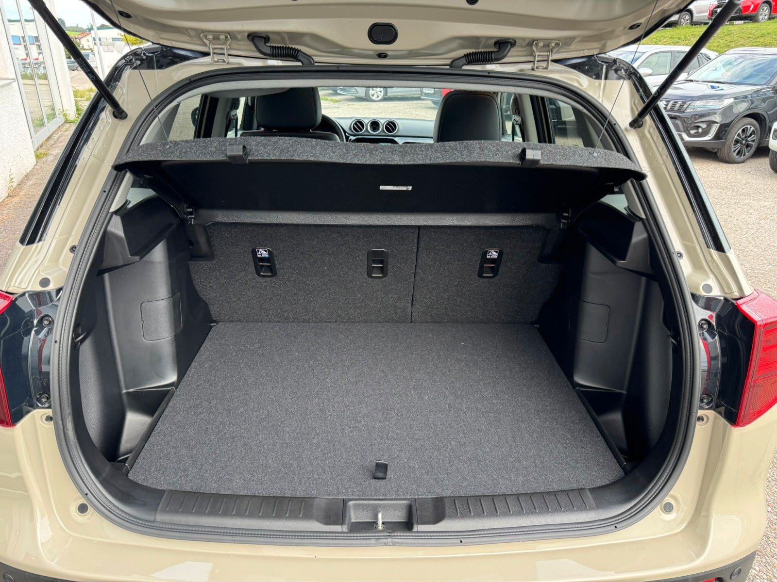 Suzuki Vitara - Bild 9