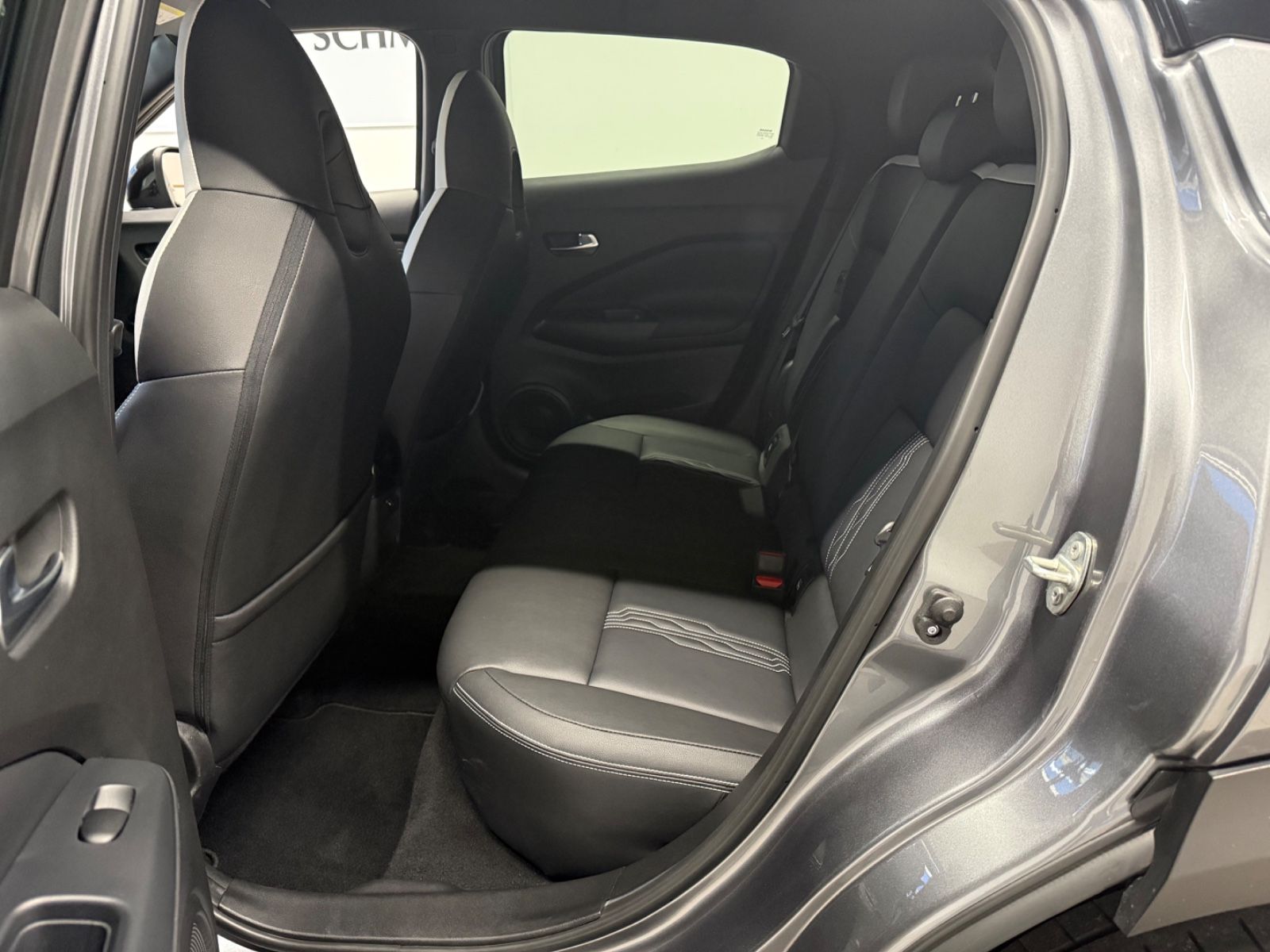 Fahrzeugabbildung Nissan Juke Hybrid Premiere Edition Navi 2-Farben-Lack