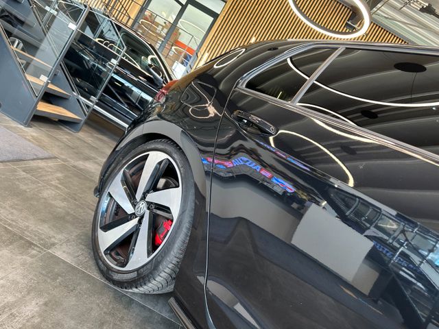 Volkswagen Golf GTI *SPORT-FAHRWERK*NAVI*ACC*PERFORMANCE*