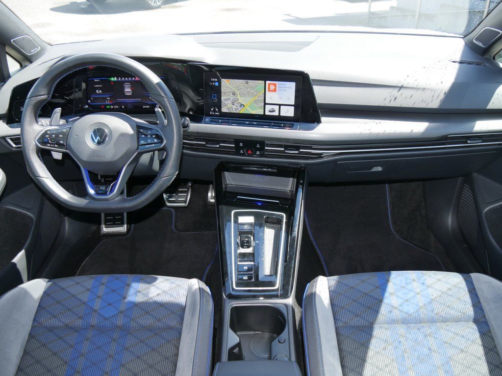Volkswagen Golf VIII R 2.0 TSI DSG DCC Kamera DigCockpit IQ foto 5