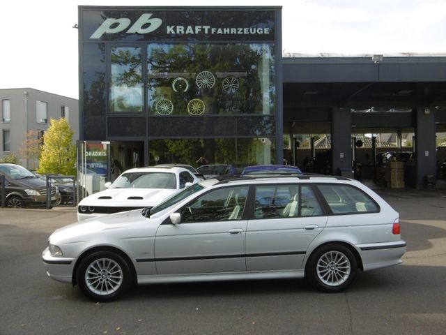 BMW 523i Touring 2. Hd unfallfrei Scheckheft TOP!