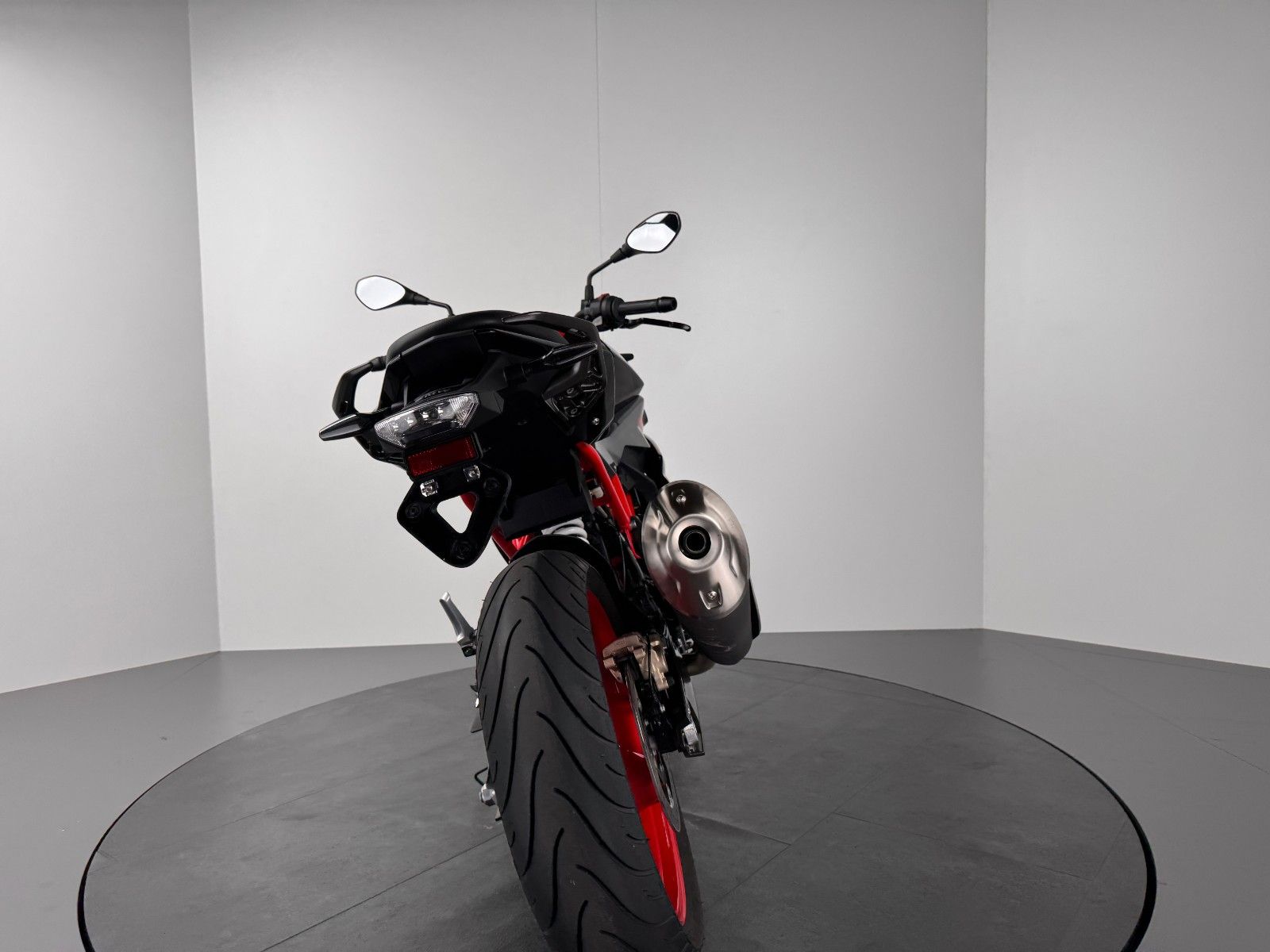 Fahrzeugabbildung BMW G310 R *NEUWERTIGER ZUSTAND