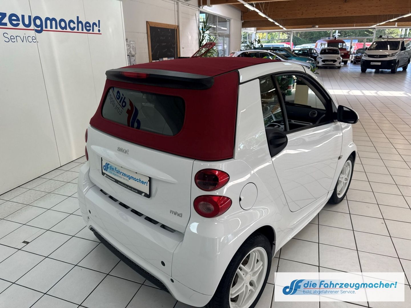 Fahrzeugabbildung Smart fortwo cabrio mhd 62tkm neue Reifen El.Verdeck S