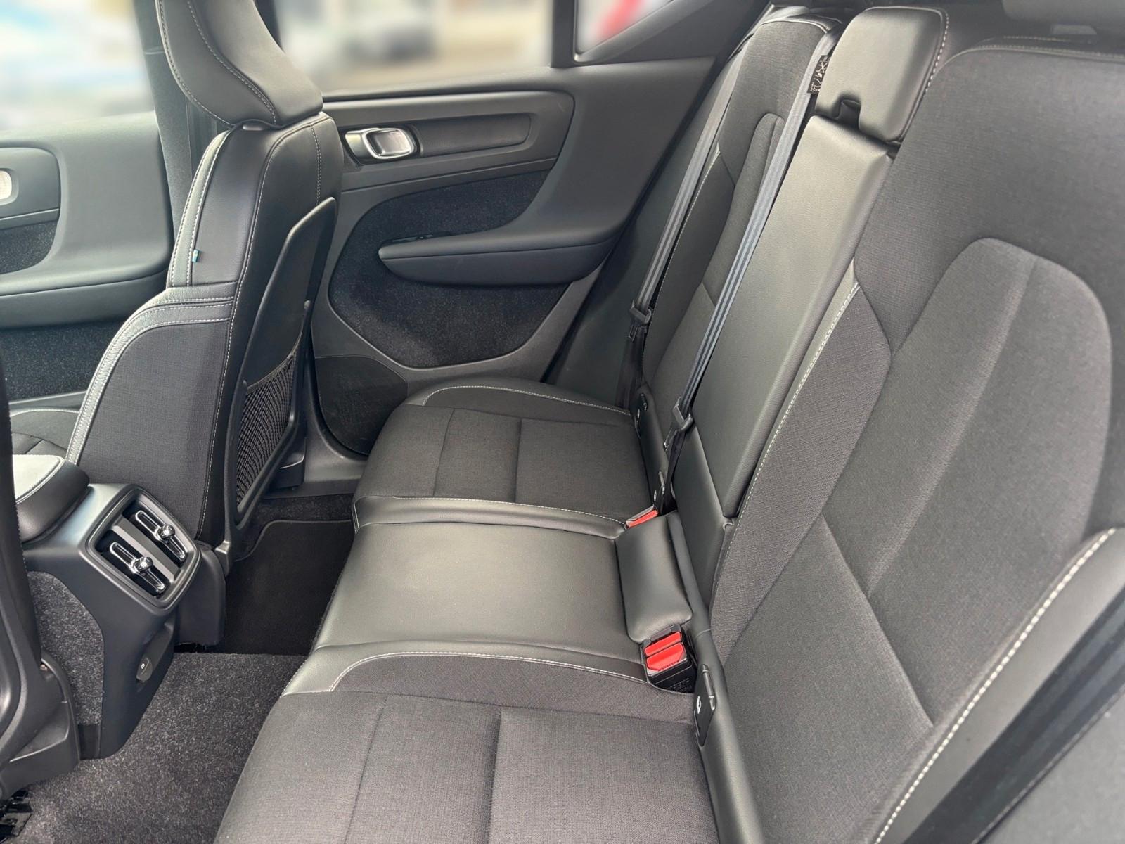 Volvo XC 40 XC40 Momentum Pro 2WD