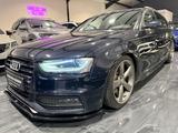 Audi A4 Avant 2.0TDI S Line /Leder/Navi/LED/S.Heft - Audi A4 aus 2012: Kombi