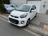 Kia Picanto Dream Team - Kia Picanto mit Benzin-Antrieb: Limousine