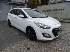 Fahrzeugabbildung Hyundai i30 blue Style  **AHK / NAVI / KAMERA / 1-HAND**