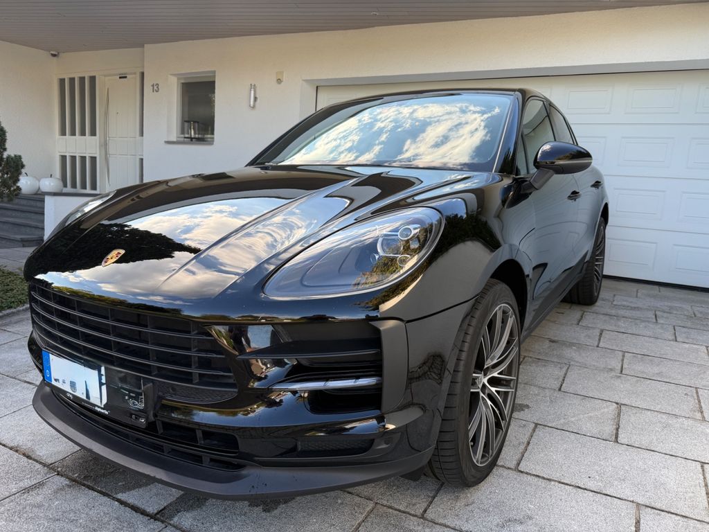 Image of Porsche Macan