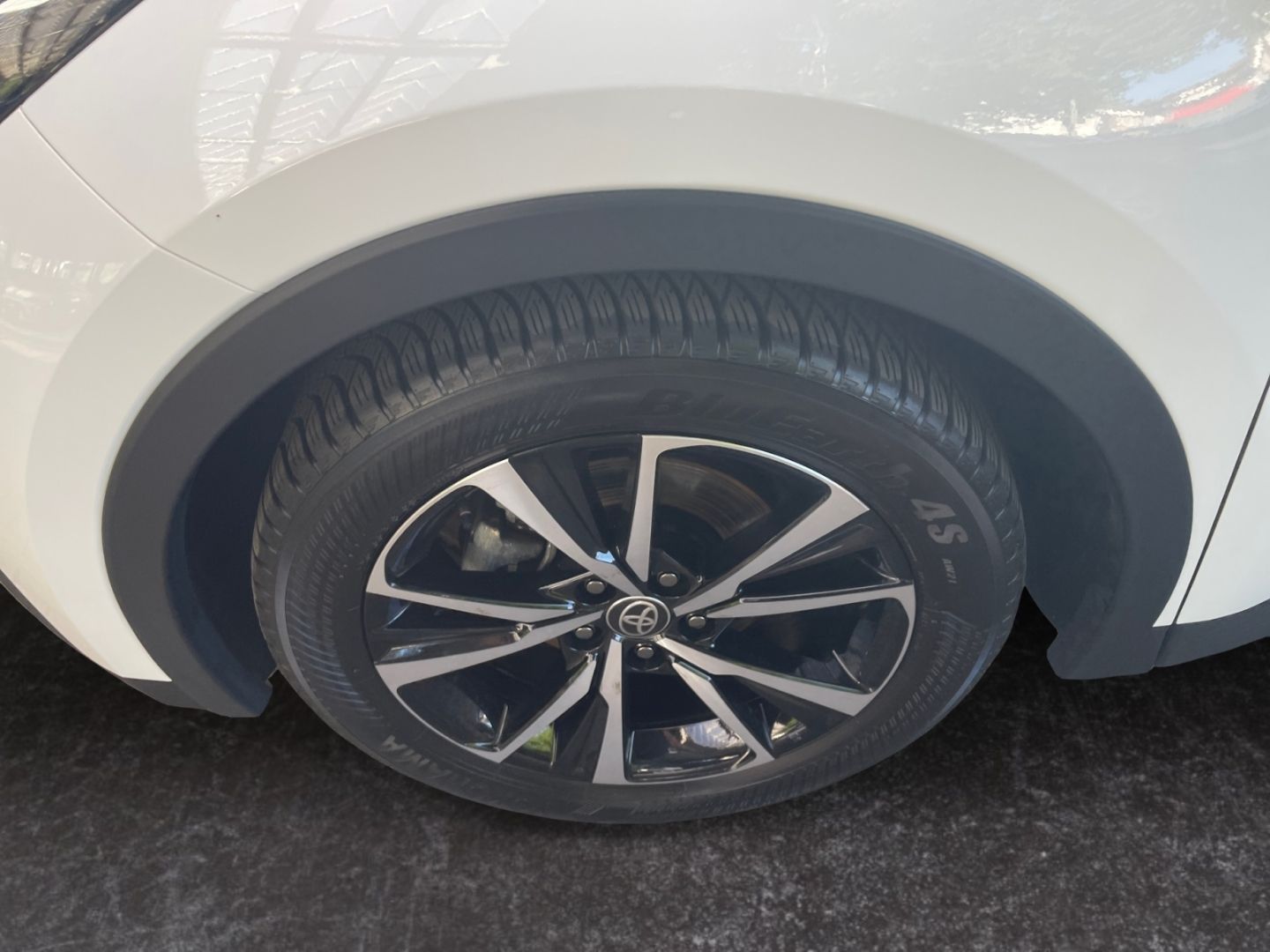 Toyota C-HR 1.8 Hybrid Team D Technik-Paket CAM SHZ AC foto 3