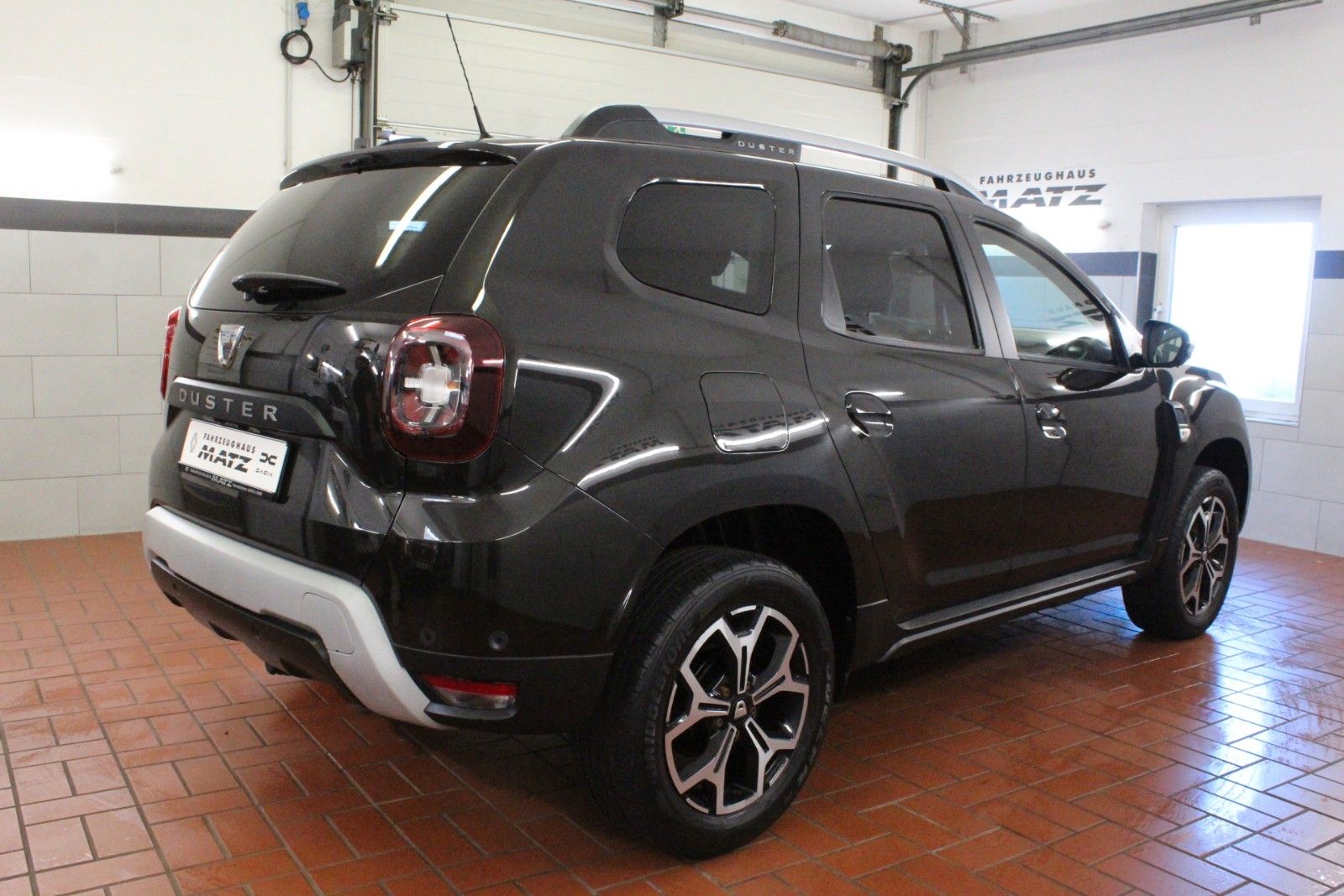 Fahrzeugabbildung Dacia Duster TCe130 *Anniversary Navi*Sitzhzg*Kamera