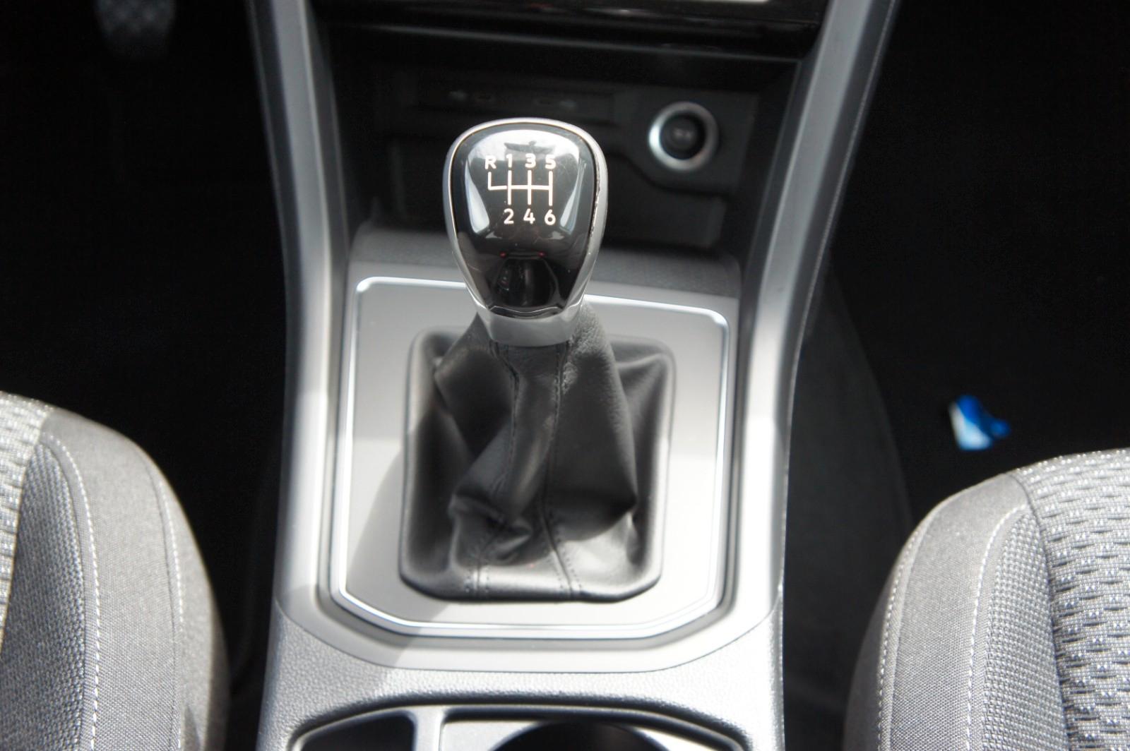 Volkswagen Touran Comfortline*NAVI*SITZHZG*PDC*APPCONNECT*, миниатюра 15
