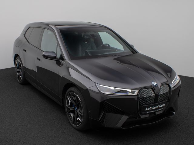 Foto Nummer 3: BMW iX