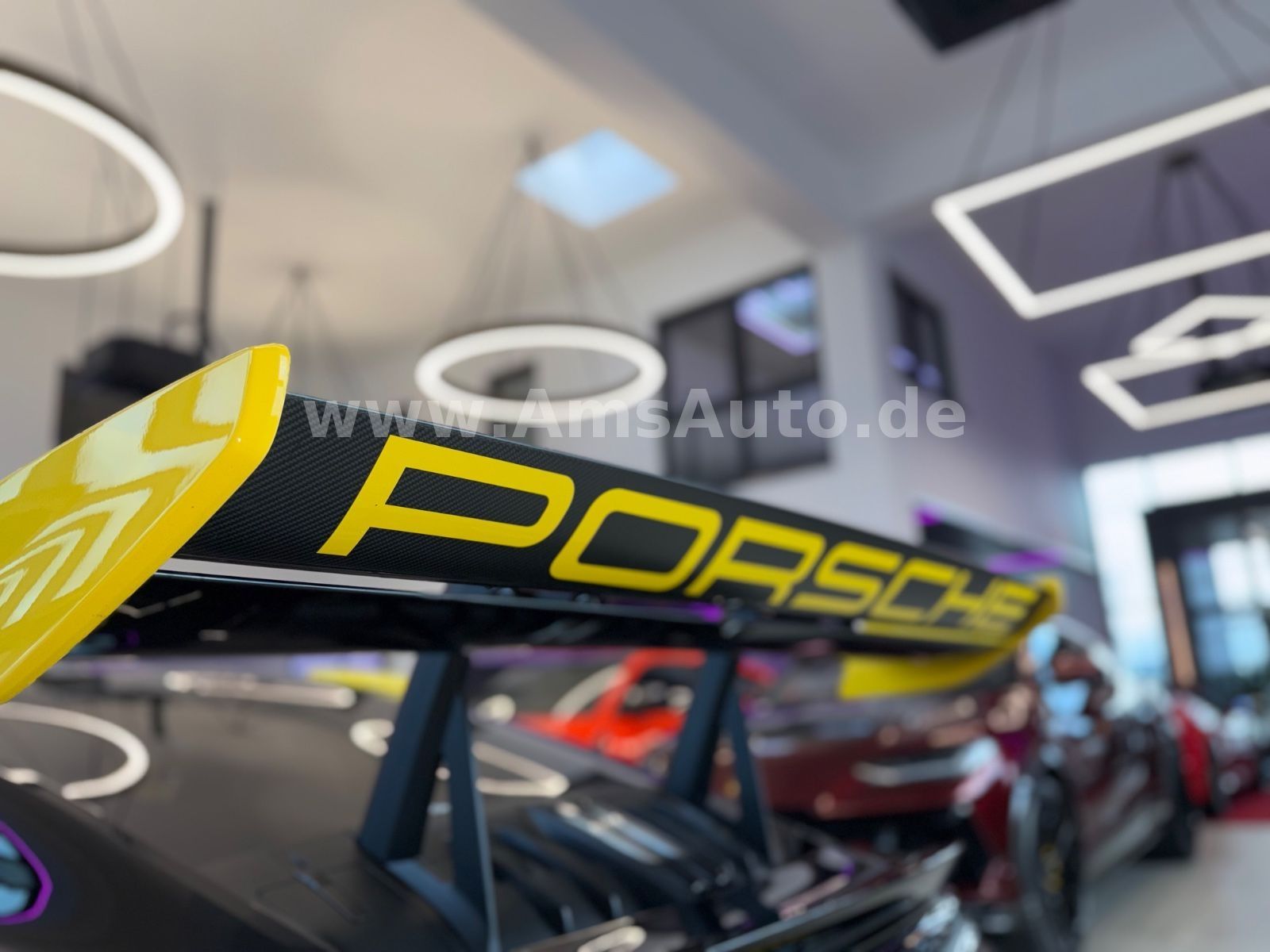 992 GT3 RS Weissach Keramik