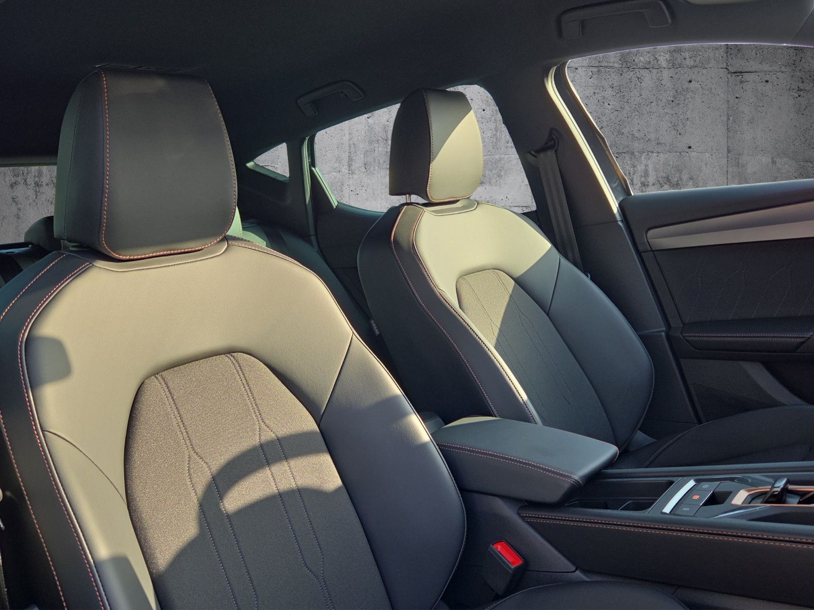 Leon "Pure Performance" 1.5 eTSI 110kW DSG NAVI