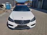 Mercedes-Benz E 500 4MATIC T AVANTGARDE AVANTGARDE - Mercedes-Benz E 500: 4matic