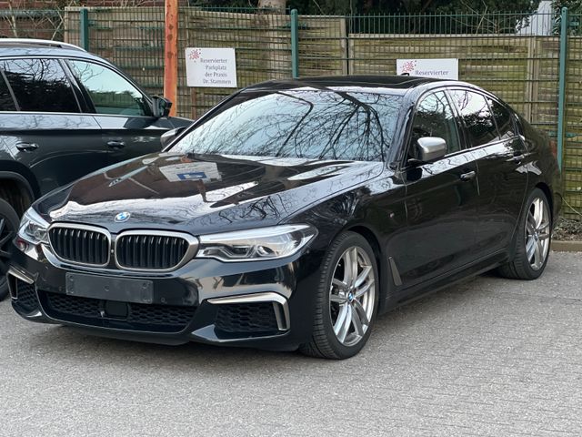 BMW M550 Baureihe 5 Lim. M550 i xDrive B&W