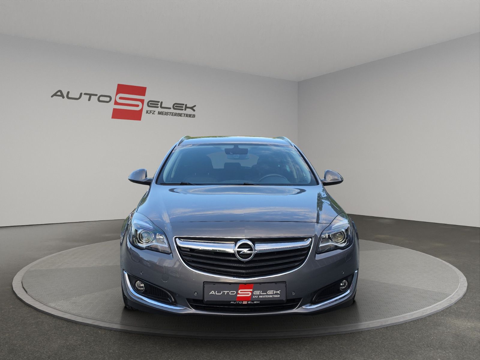 Fahrzeugabbildung Opel Insignia A Sports Tourer Innovation Automatik