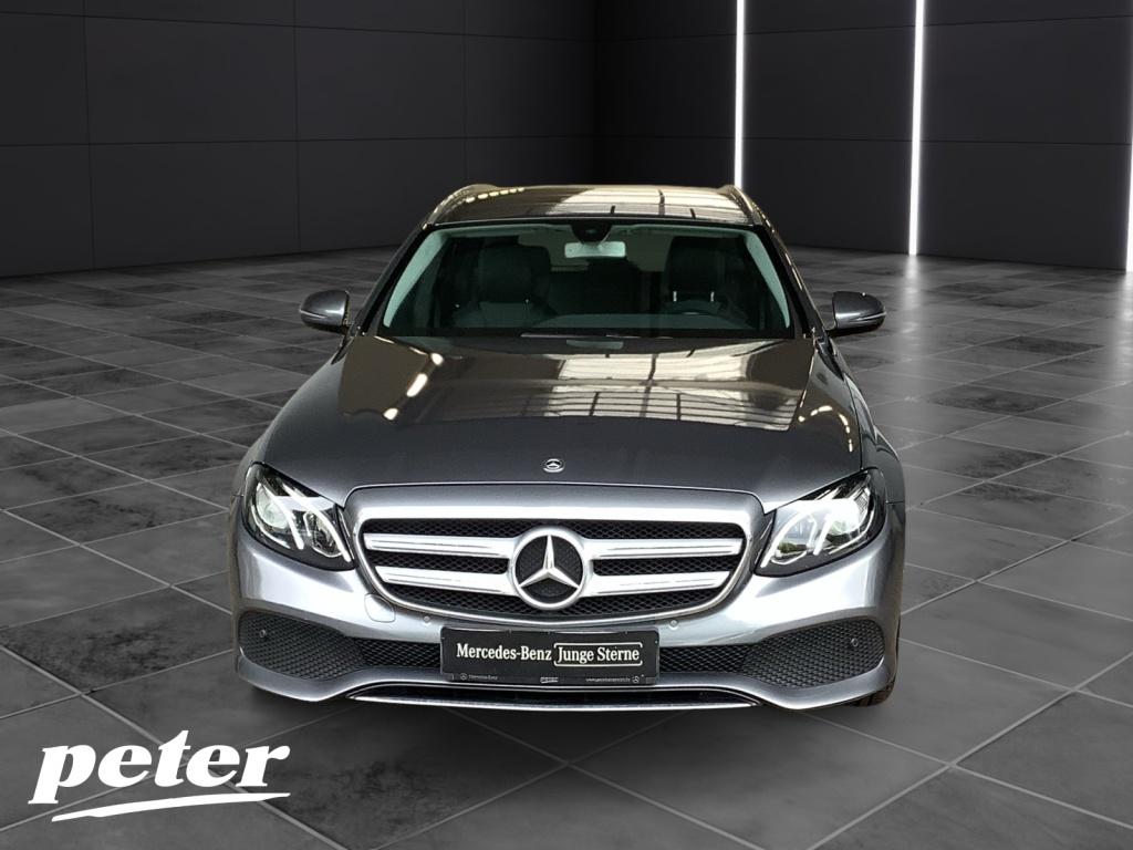 Mercedes-Benz E 220 d T Avantgarde*LED*Kamera*Widescreen*AHK*