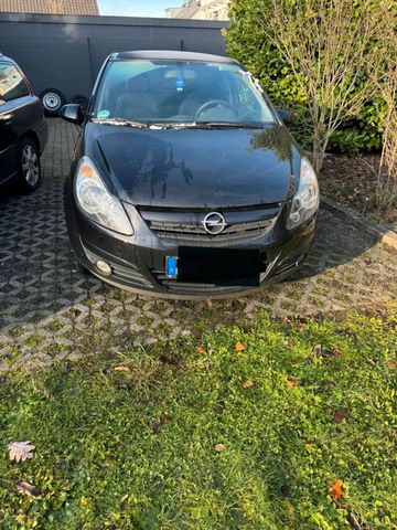 Opel Corsa 2010 Benziner