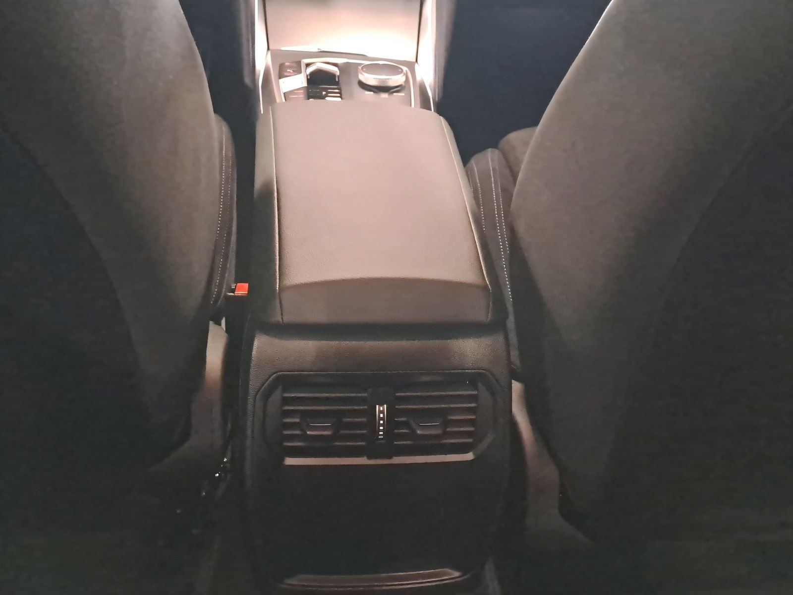 BMW 218 - Bild 20