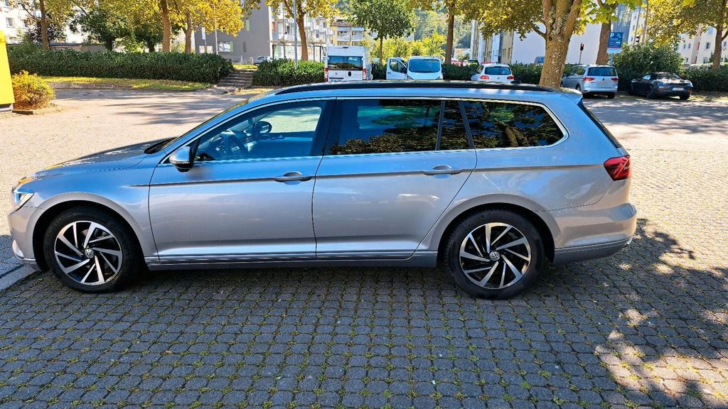 Image of Volkswagen Passat Variant