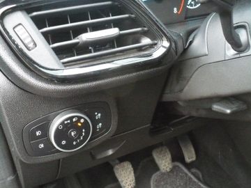 Bild 10 Ford Fiesta Cool & Connect