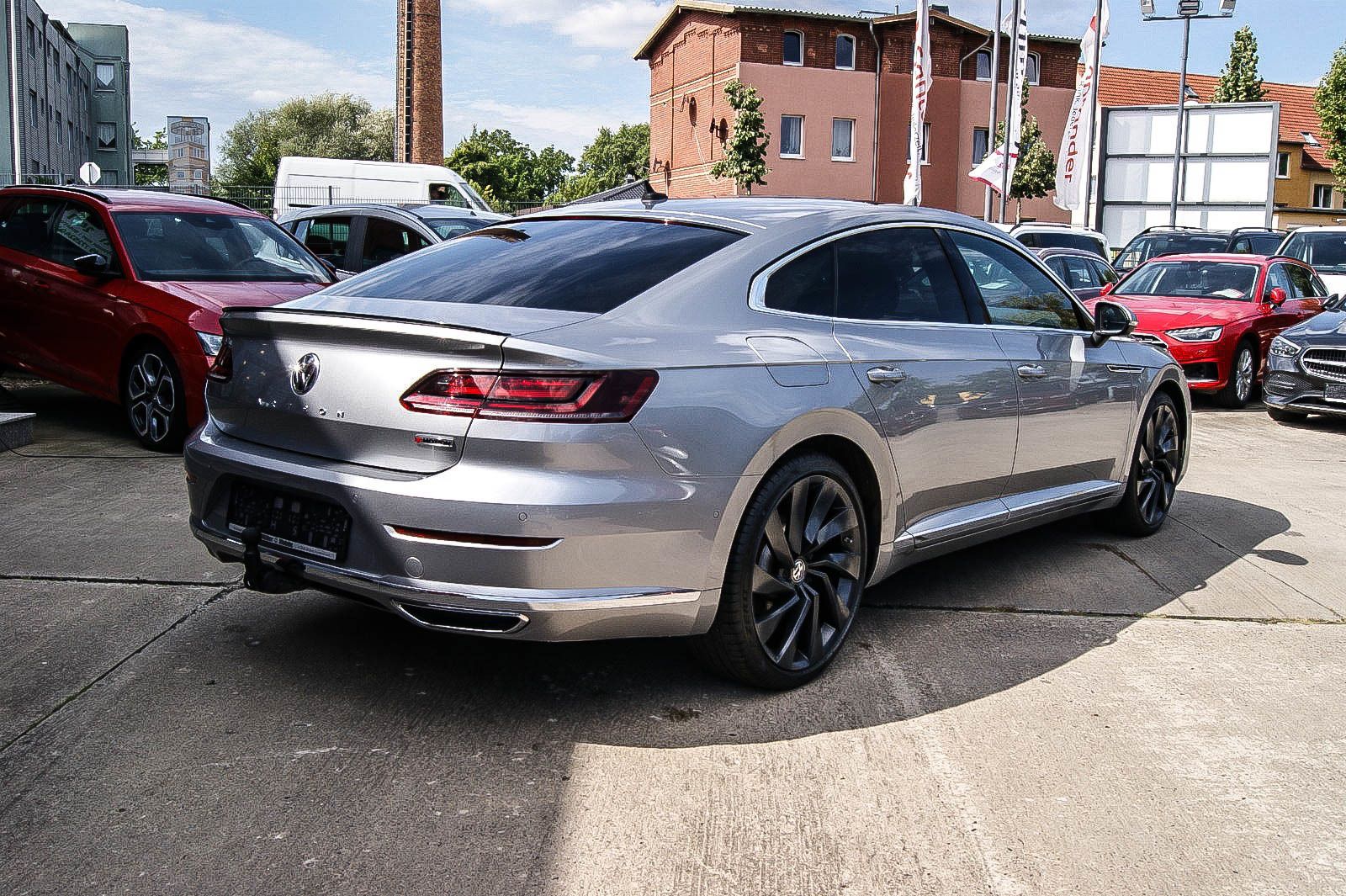 Fahrzeugabbildung Volkswagen Arteon R-Line 4Motion HEADUP PANORAMA STANDHEIZG