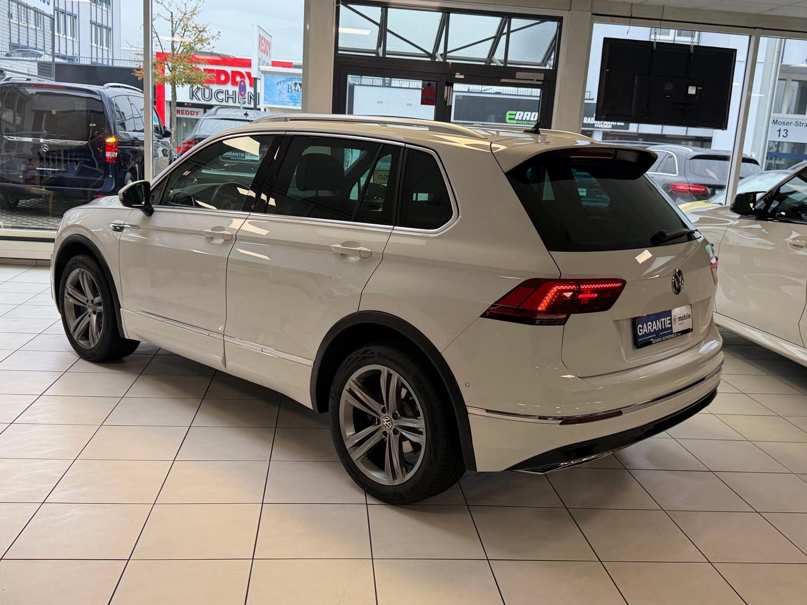 Volkswagen Tiguan 2.0 TSI R-Line 220PS 4M DSG Pano ACC LED