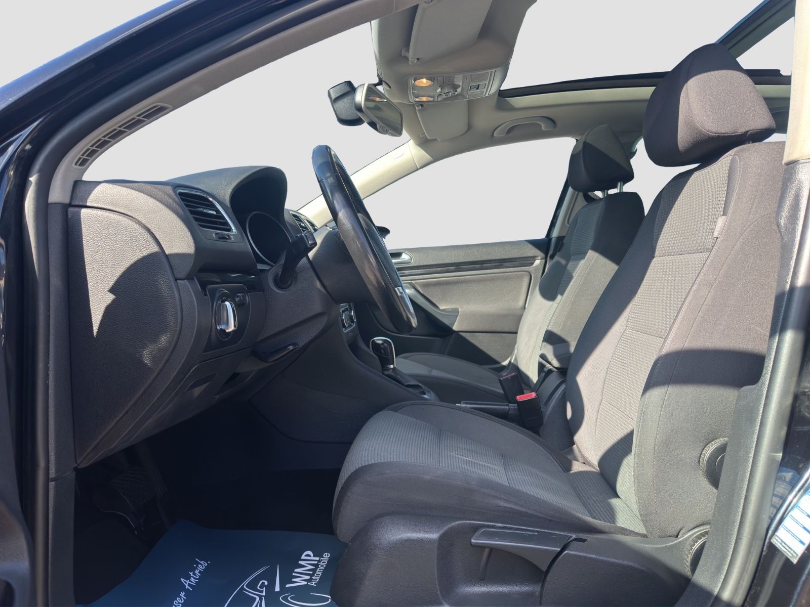 Fahrzeugabbildung Volkswagen Golf VI Variant/II.Hand/Pano/AHK/SHZ/PDC/TÜV NEU