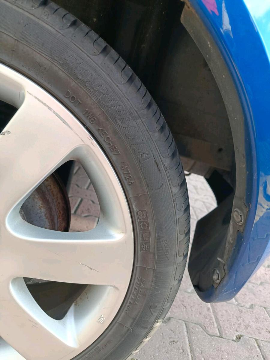 Mitsubishi Colt 2006 — photo 5