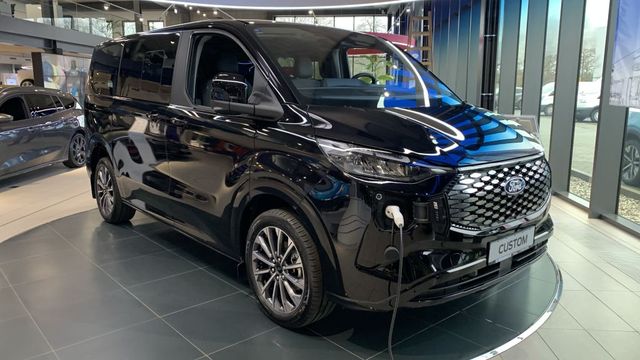 Ford e-Tourneo Custom 340 L1 Titanium X