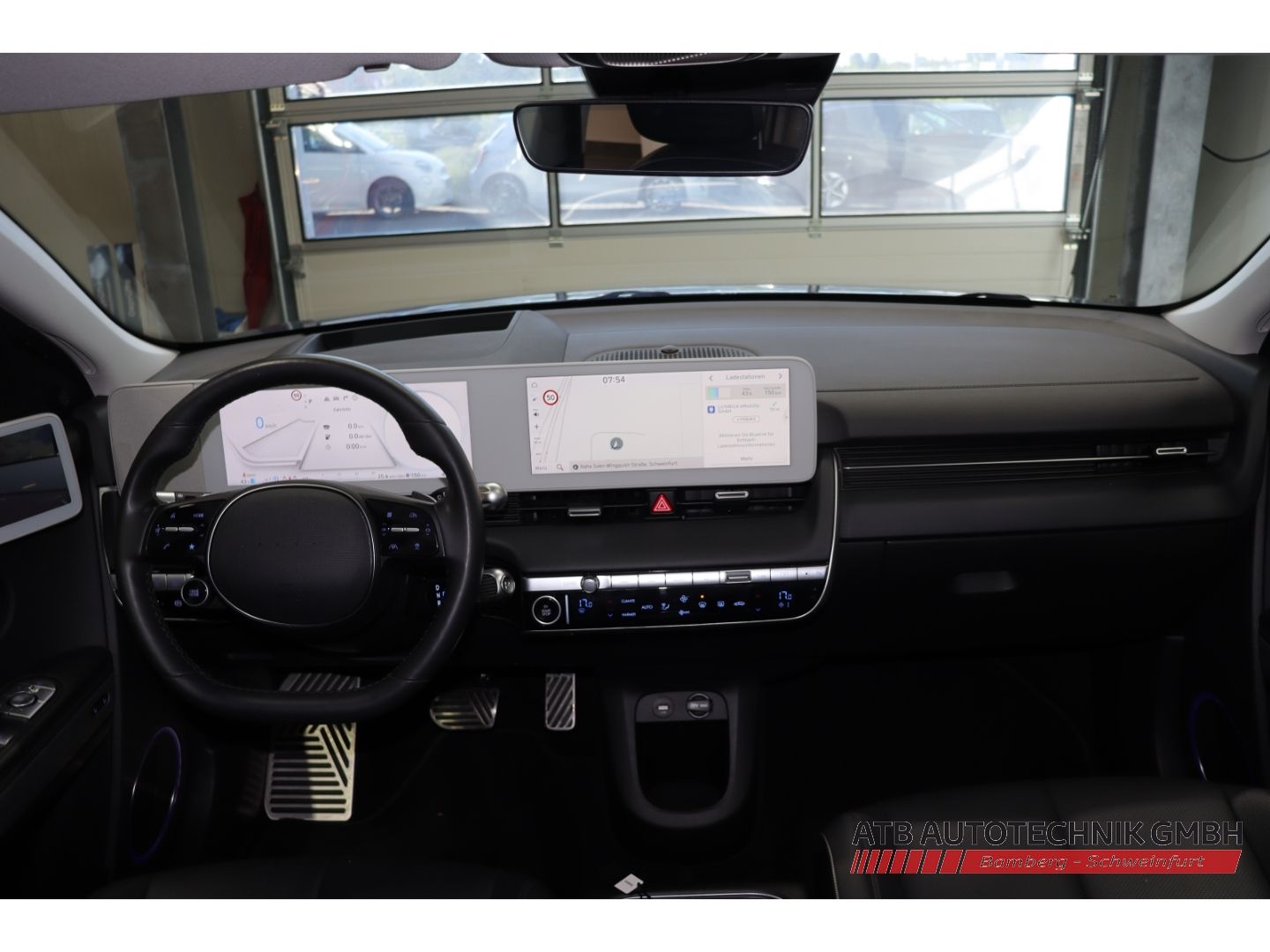 Fahrzeugabbildung Hyundai IONIQ 5 77,4 kWh UNIQ 4WD 97,7% SOH HUD El. Fond