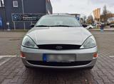 Ford Focus 1,6l mit klima tüv 11/2026 +49 ... - Ford Focus aus 2000: Kombi