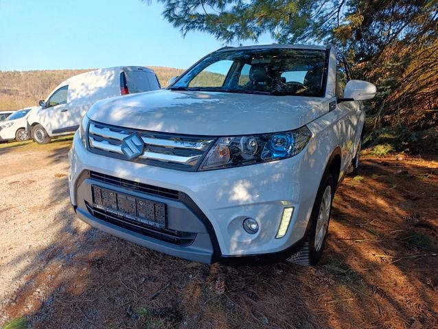 Suzuki Vitara 1.6 DDiS Comfort 4x4 Klima Navi Leder Pan