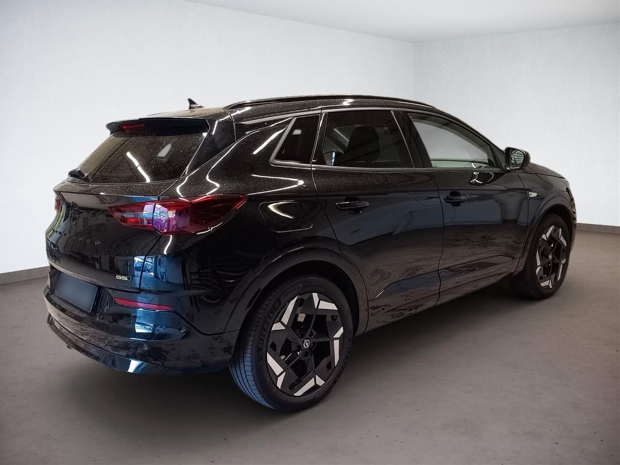 Fahrzeugabbildung Opel Grandland (X) 1.6T GSe HYBRID 4X4 NAVI/SPORT/AHK