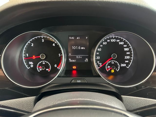 Volkswagen Golf *ACC*NAV*PDC*SitzHZ*2-ZONEN*ALCANTARA*AHK*