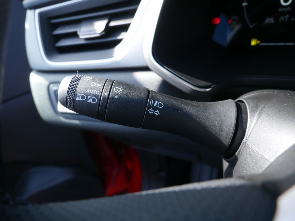 Fahrzeugabbildung Renault Captur Techno TCe 90 PDC SHZ KAMERA NAVI LED