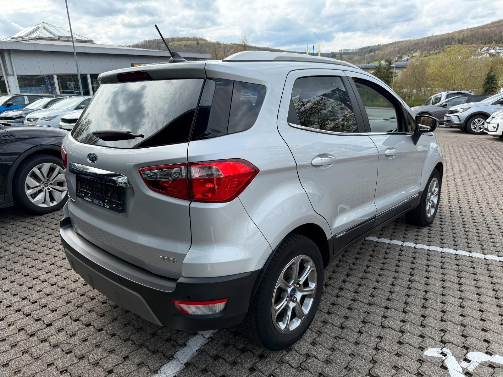 Ford EcoSport Titanium Bi-Xenon+Navi+Leder