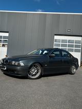 BMW E39/525i/ Styling 65M / Scheckh. gepfl. - BMW 525
