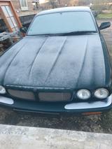 Jaguar XJR 4.0 XJR - Jaguar XJR: 4.0