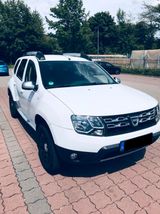 Dacia 1.2 TCe Prestige 4x2 *kamera*Leder*Navi*AH... - Dacia Duster in Stuttgart
