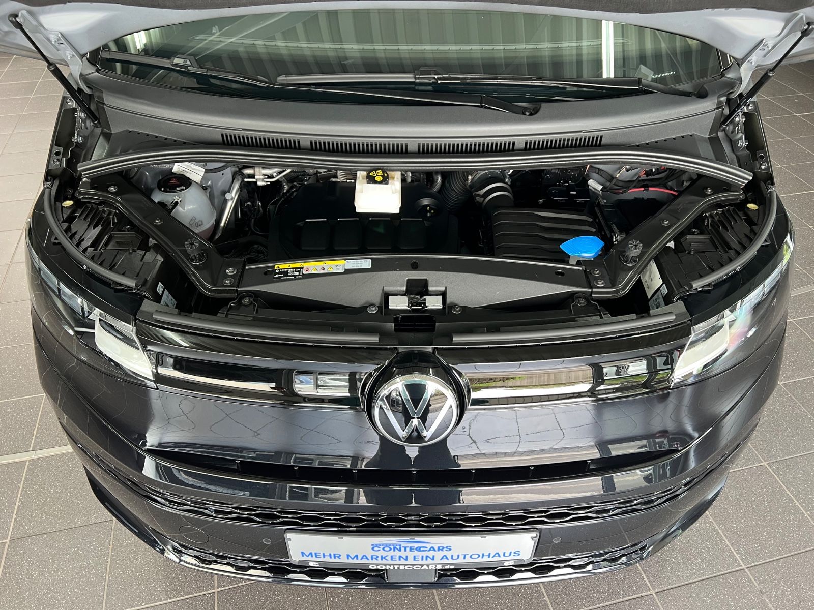 Volkswagen T7 2.0 TDI Multivan Gute Nacht+Park+Digi+Akustik imagem 3