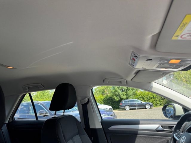T-Roc Life 2.0 TDI DSG LED AHK 18 Zoll