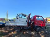 Nissan Cabstar con gru - Nissan PickUp Gebrauchtwagen