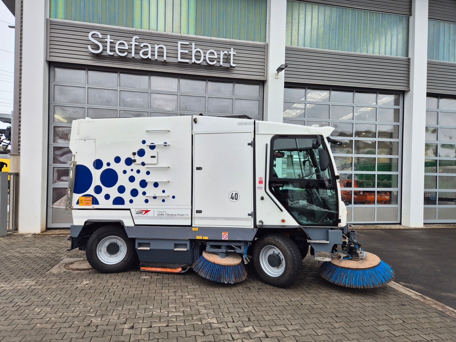 Fahrzeugabbildung Andere Dulevo 6000T Allradlenkung