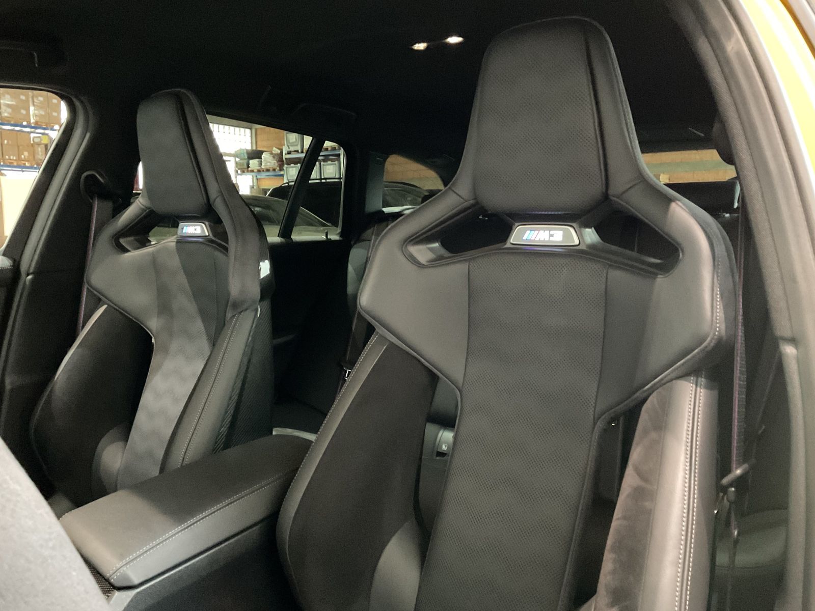 Fahrzeugeinzelansicht 12 Fahrzeugabbildung BMW M3 Competition HK Hifi, Carbon Schalensitze, M D