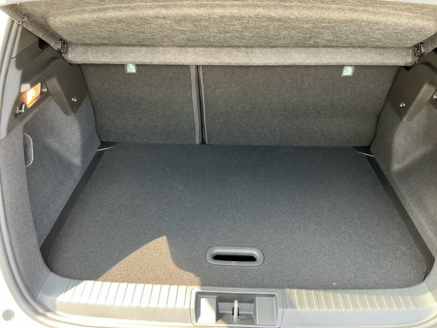 Fahrzeugabbildung Renault CAPTUR KISS TCe 90